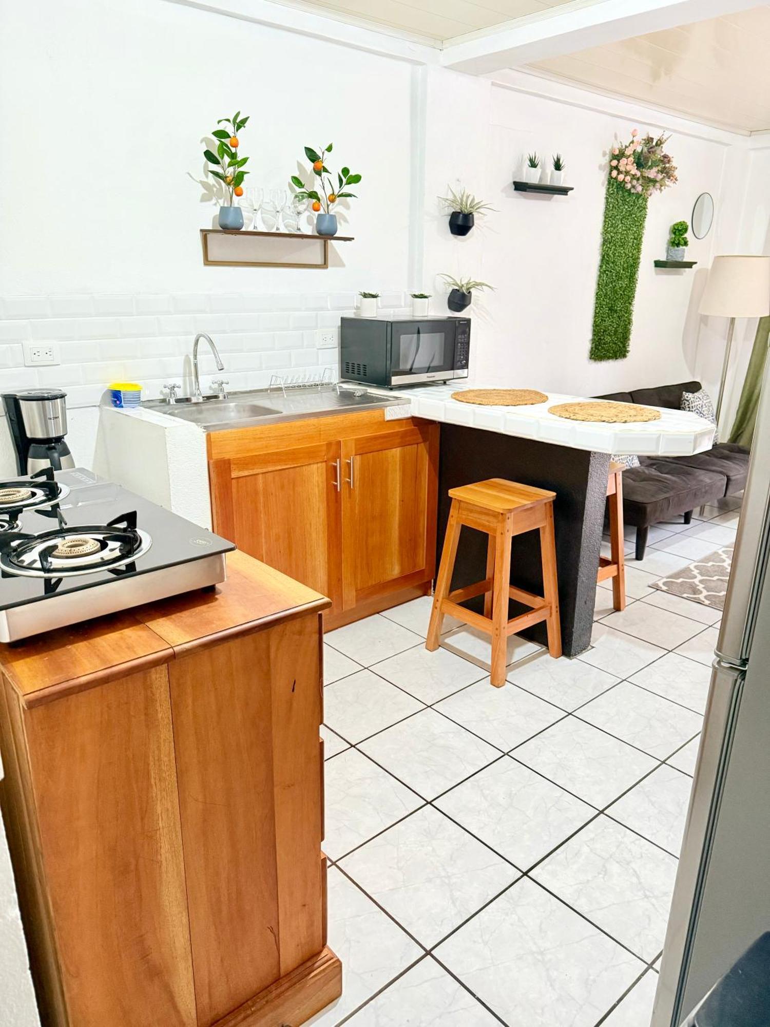 Apartment Sweet Carrion 2 Y 3 *